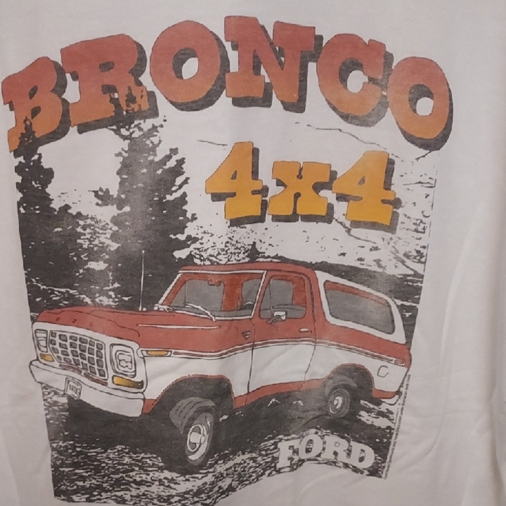 Gildan Bronco Tee